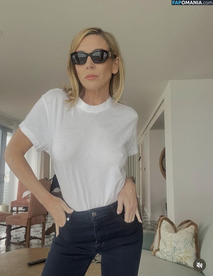 June Diane Raphael / junediane Naken OnlyFans  Läckta Foto #1