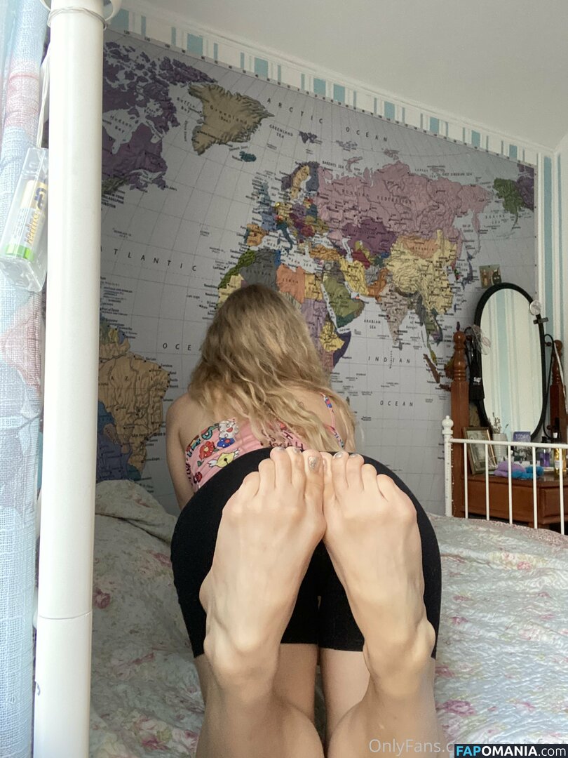 k.flexiblefeet / kseniafeet Naken OnlyFans  Läckta Foto #293