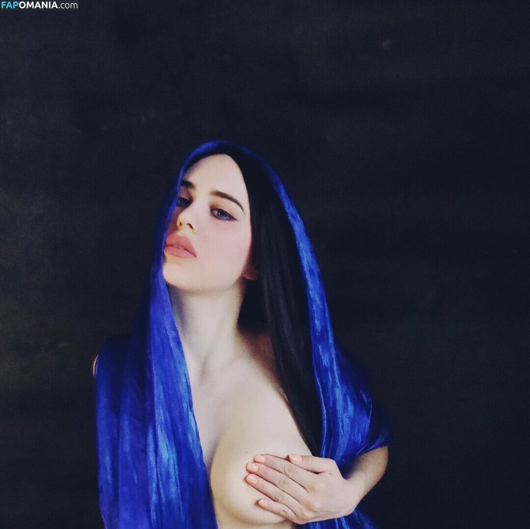 K1ra1 / _k.1.r.a / wannaseemore Naken OnlyFans  Läckta Foto #7