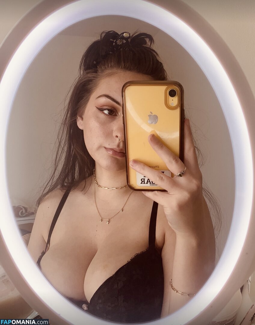 bbykaay11 / kaaayyyla Naken OnlyFans  Läckta Foto #10