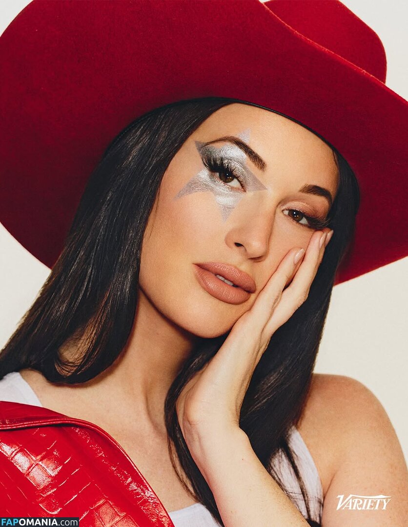 Kacey Musgraves / heavenlyyhazel / spaceykacey Naken OnlyFans  Läckta Foto #10