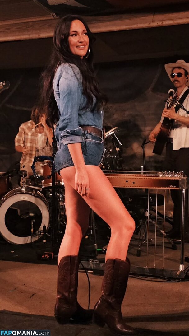 Kacey Musgraves / heavenlyyhazel / spaceykacey Naken OnlyFans  Läckta Foto #26