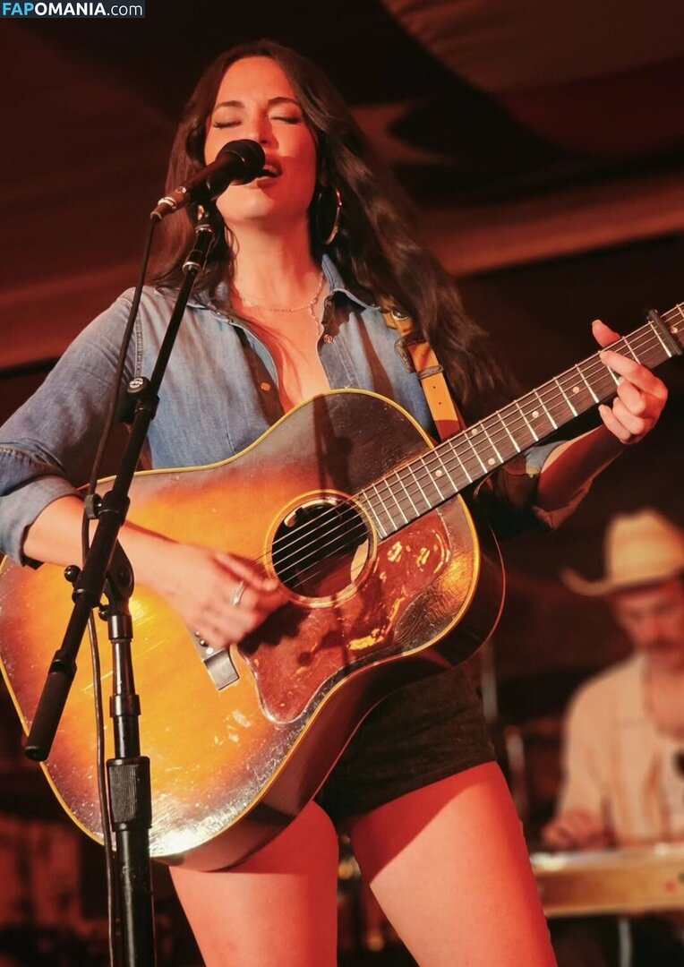 Kacey Musgraves / heavenlyyhazel / spaceykacey Naken OnlyFans  Läckta Foto #28
