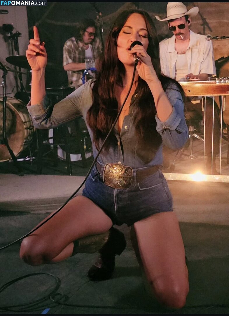 Kacey Musgraves / heavenlyyhazel / spaceykacey Naken OnlyFans  Läckta Foto #29