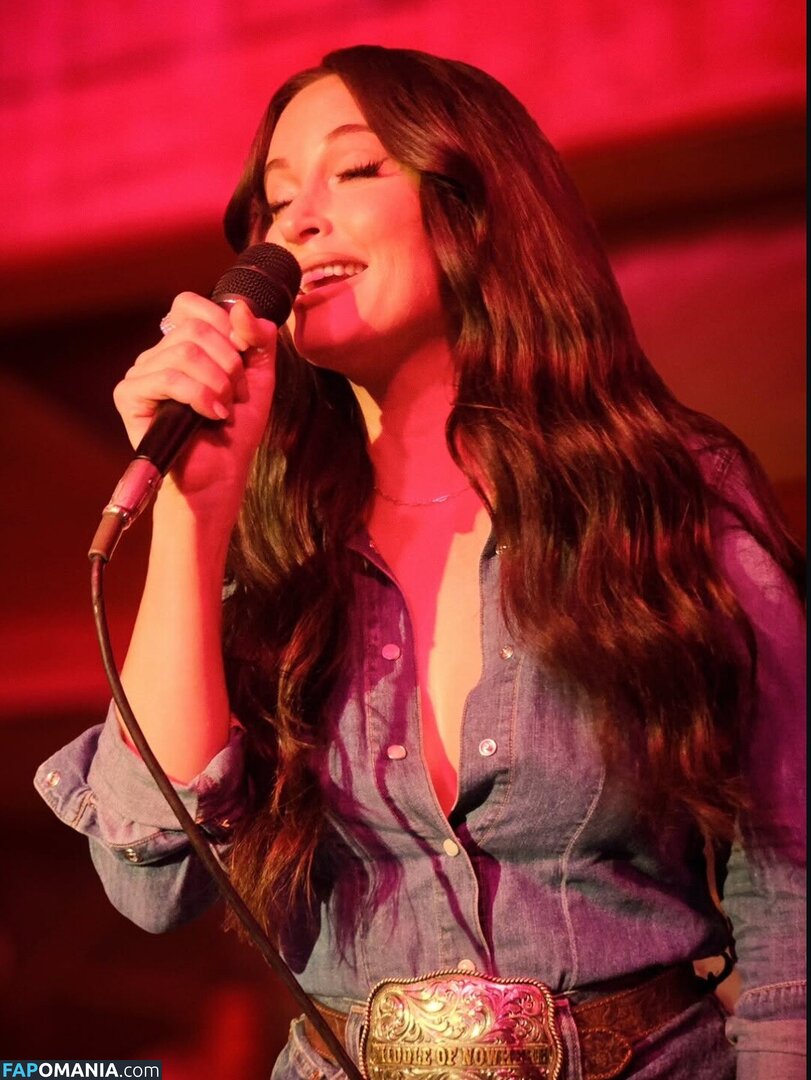 Kacey Musgraves / heavenlyyhazel / spaceykacey Naken OnlyFans  Läckta Foto #30
