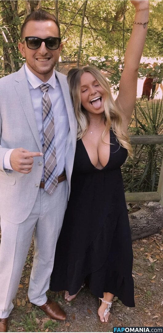 Kacie J / https: / kaci.jay / kaciejames Naken OnlyFans  Läckta Foto #9