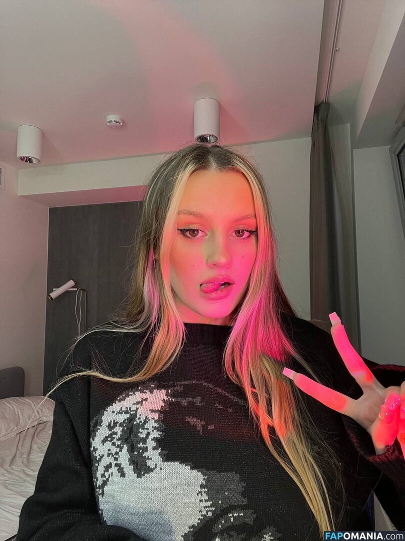 kae4ka / kake4u / whatkayawants Naken OnlyFans  Läckta Foto #6