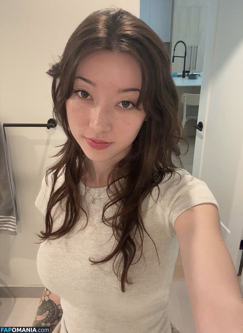 kaerisake Naken OnlyFans  Läckta Foto #3