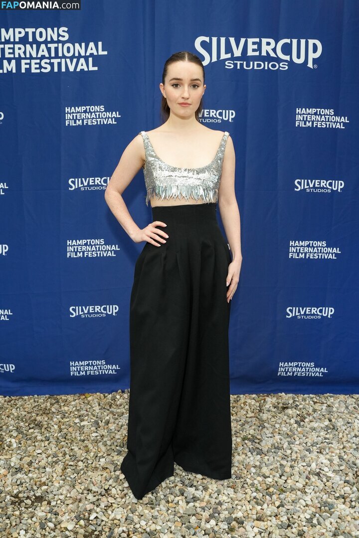 Kaitlyn Rochelle Dever / kaitlyn dever / kaitlyndever Naken OnlyFans  Läckta Foto #14