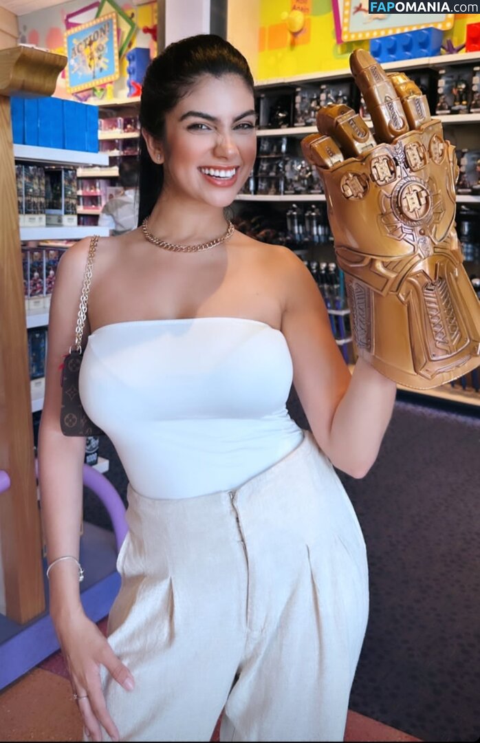 Kami Cosplayer / Kami Ferreira / kamiferreiraoficial / kamilacosplay / kanmi_cos Naken OnlyFans  Läckta Foto #17