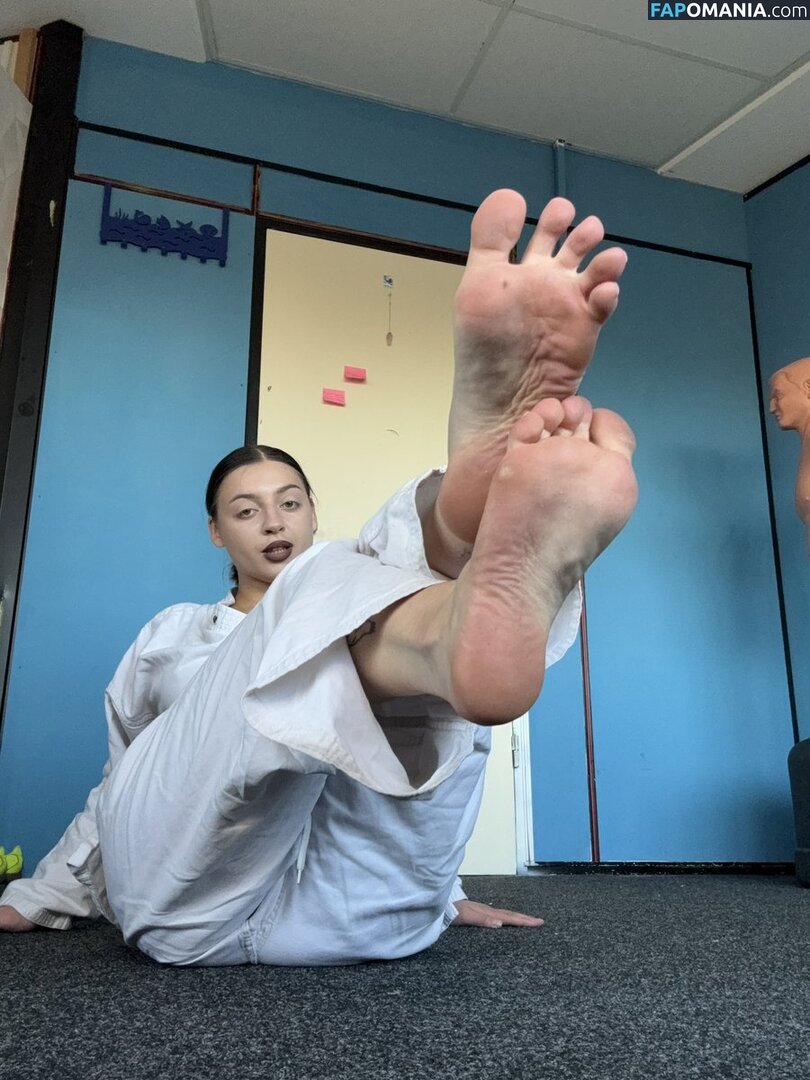 Karate Goddess Naken OnlyFans  Läckta Foto #3