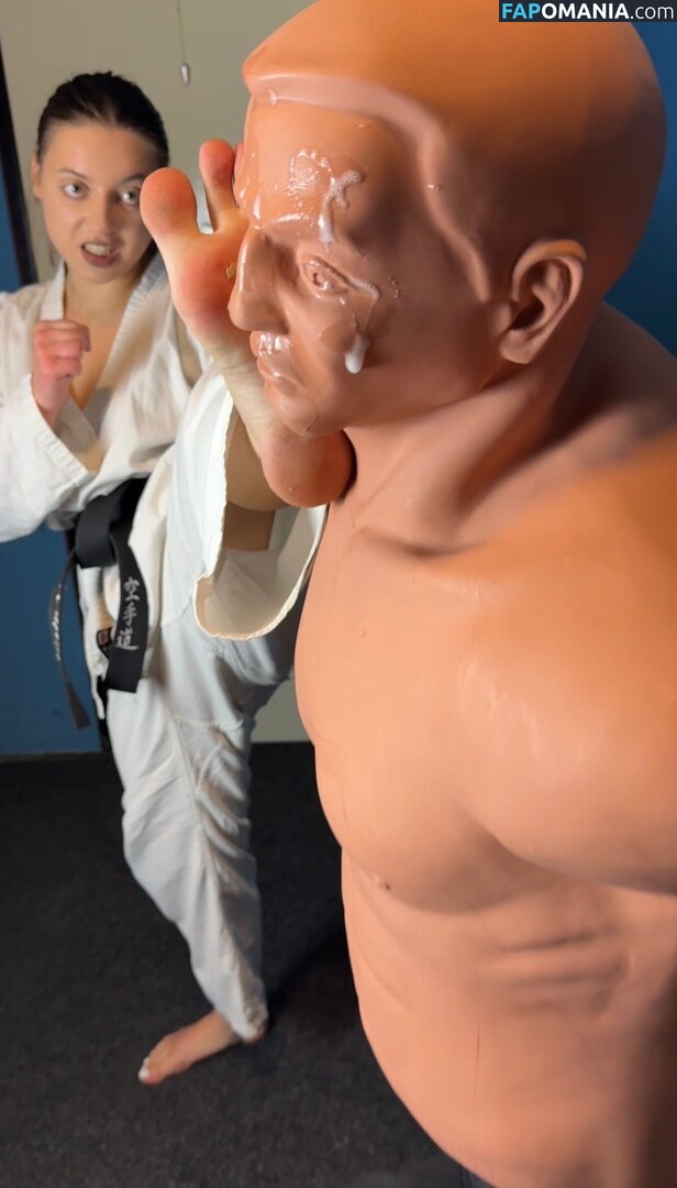 Karate Goddess Naken OnlyFans  Läckta Foto #6