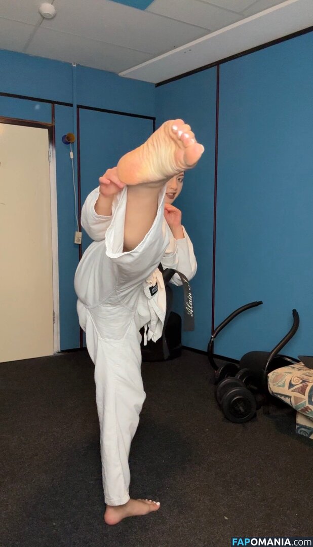 karategoddess Naken OnlyFans  Läckta Foto #2