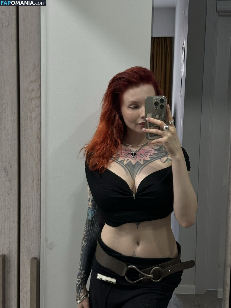 Karina Kherman / NebelaiaK / kher.man Naken OnlyFans  Läckta Foto #18