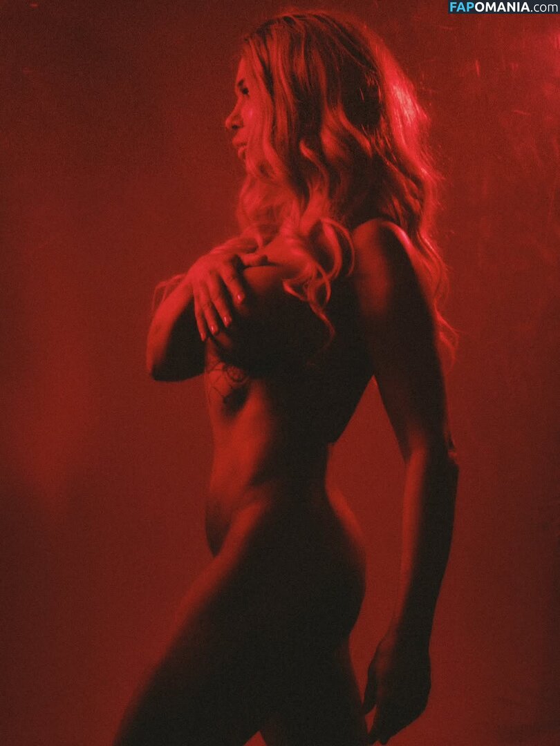 Karina Zvereva / karinazvereva Naken OnlyFans  Läckta Foto #1