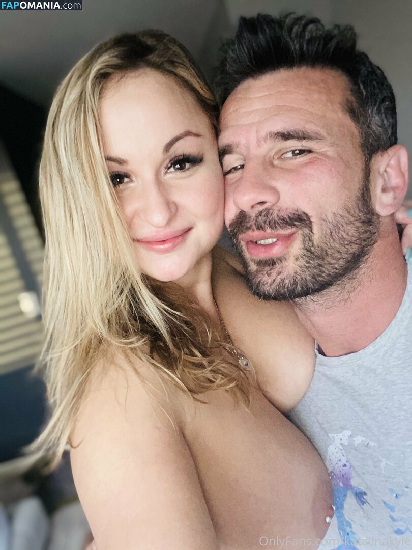 katalinakyle / katkylex Naken OnlyFans  Läckta Foto #1