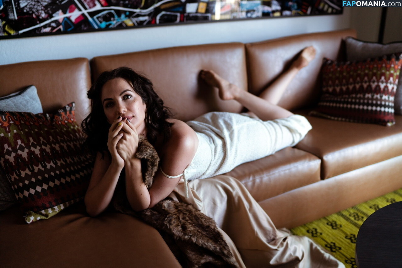 Kate Siegel Naken OnlyFans  Läckta Foto #5