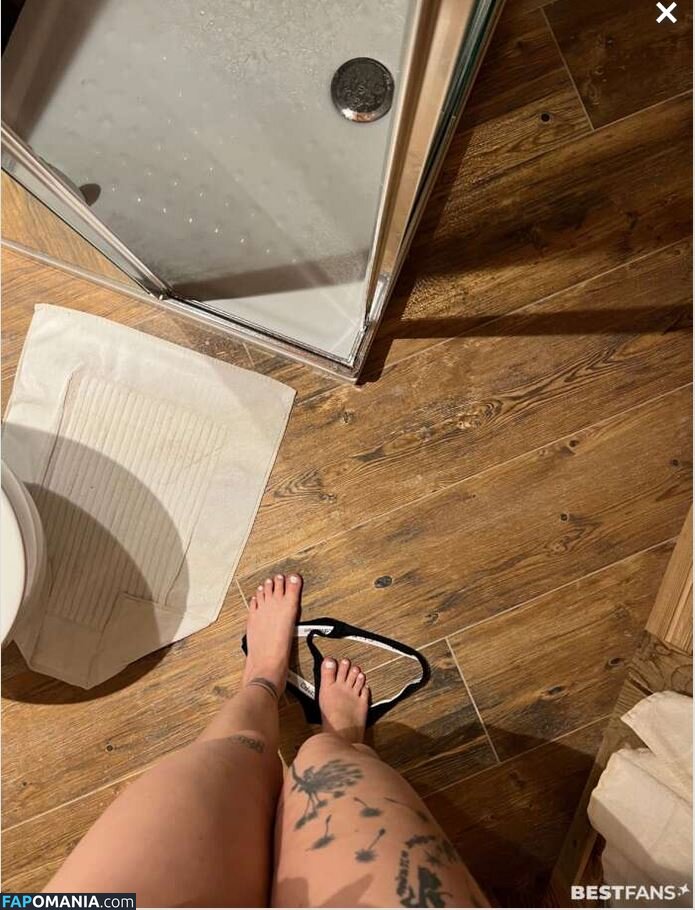 Kati Karenina / https: / katikarenina Naken OnlyFans  Läckta Foto #2