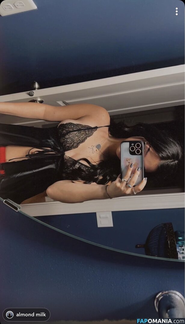 extrablush / kaylielvin Naken OnlyFans  Läckta Foto #3