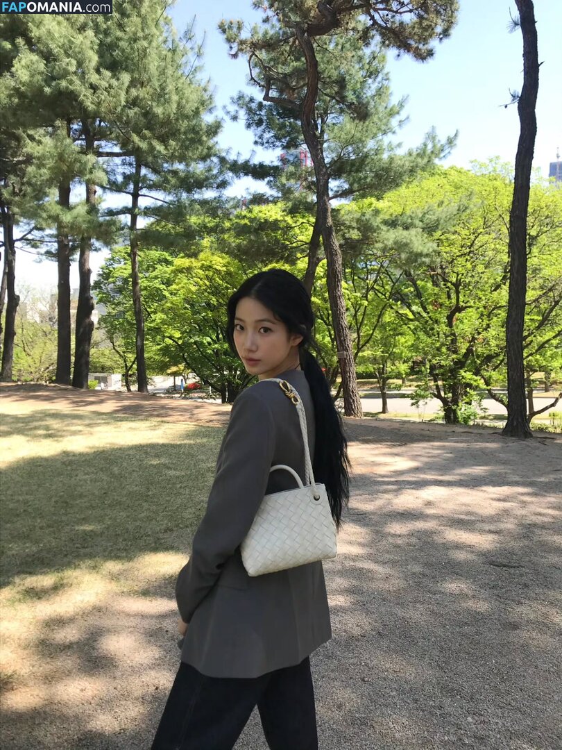 Kazuha Nakamura 中村 一葉 / LESSERAFIM / zuhazana Naken OnlyFans  Läckta Foto #5