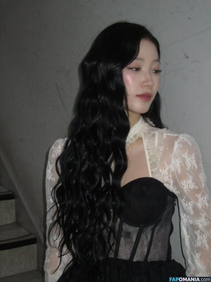 Kazuha Nakamura 中村 一葉 / LESSERAFIM / zuhazana Naken OnlyFans  Läckta Foto #23
