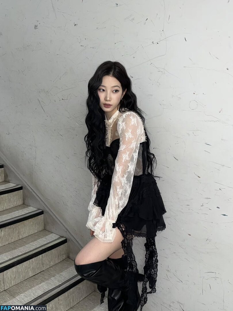 Kazuha Nakamura 中村 一葉 / LESSERAFIM / zuhazana Naken OnlyFans  Läckta Foto #27