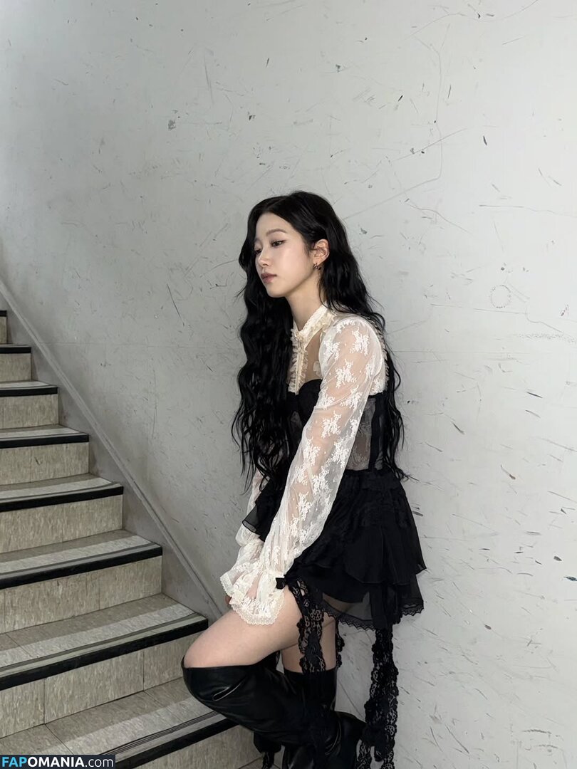 Kazuha Nakamura 中村 一葉 / LESSERAFIM / zuhazana Naken OnlyFans  Läckta Foto #31