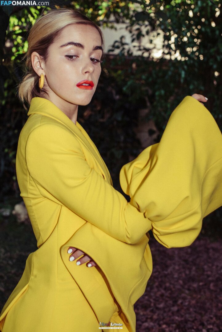 AdventuresSabrina / Kiernan Shipka / kiernanshipka Naken OnlyFans  Läckta Foto #968