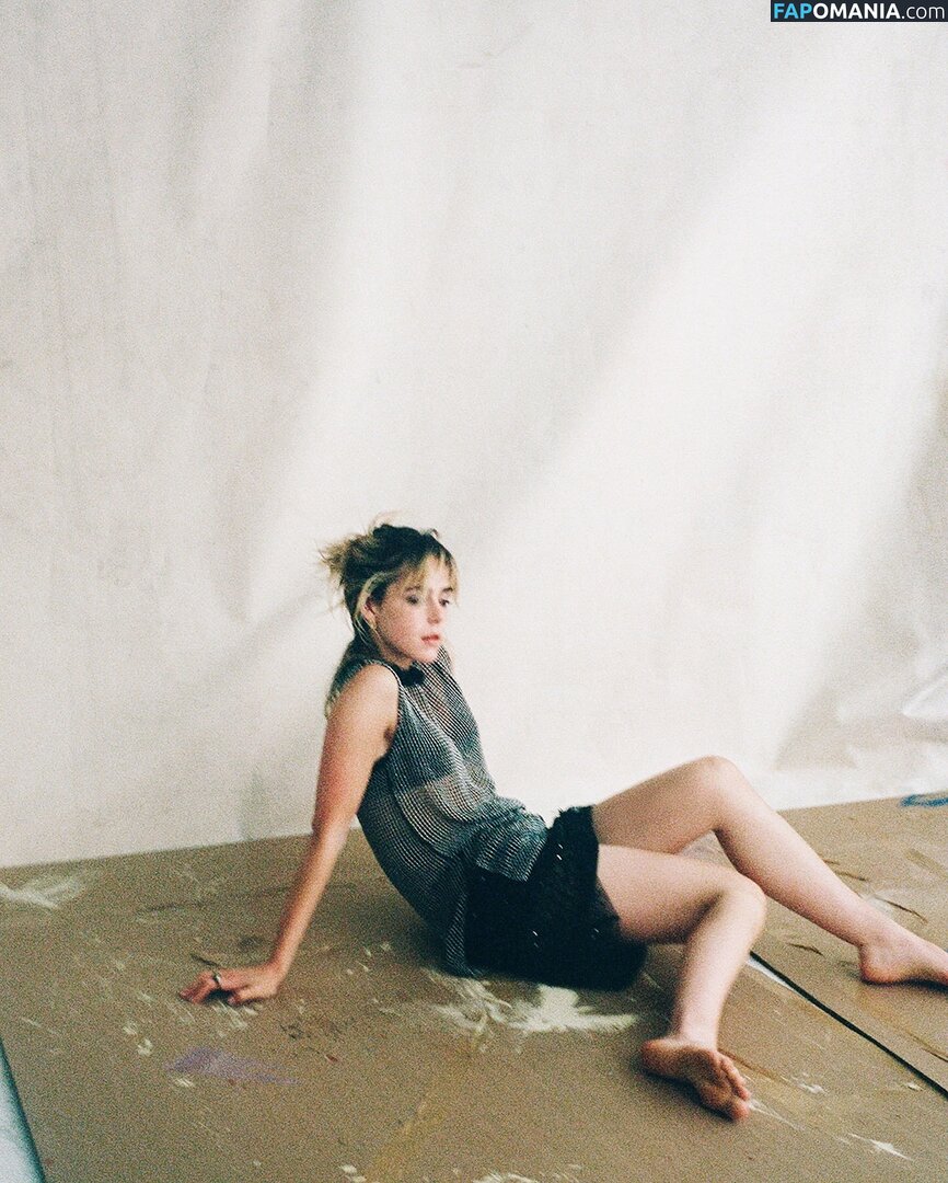 AdventuresSabrina / Kiernan Shipka / kiernanshipka Naken OnlyFans  Läckta Foto #1553