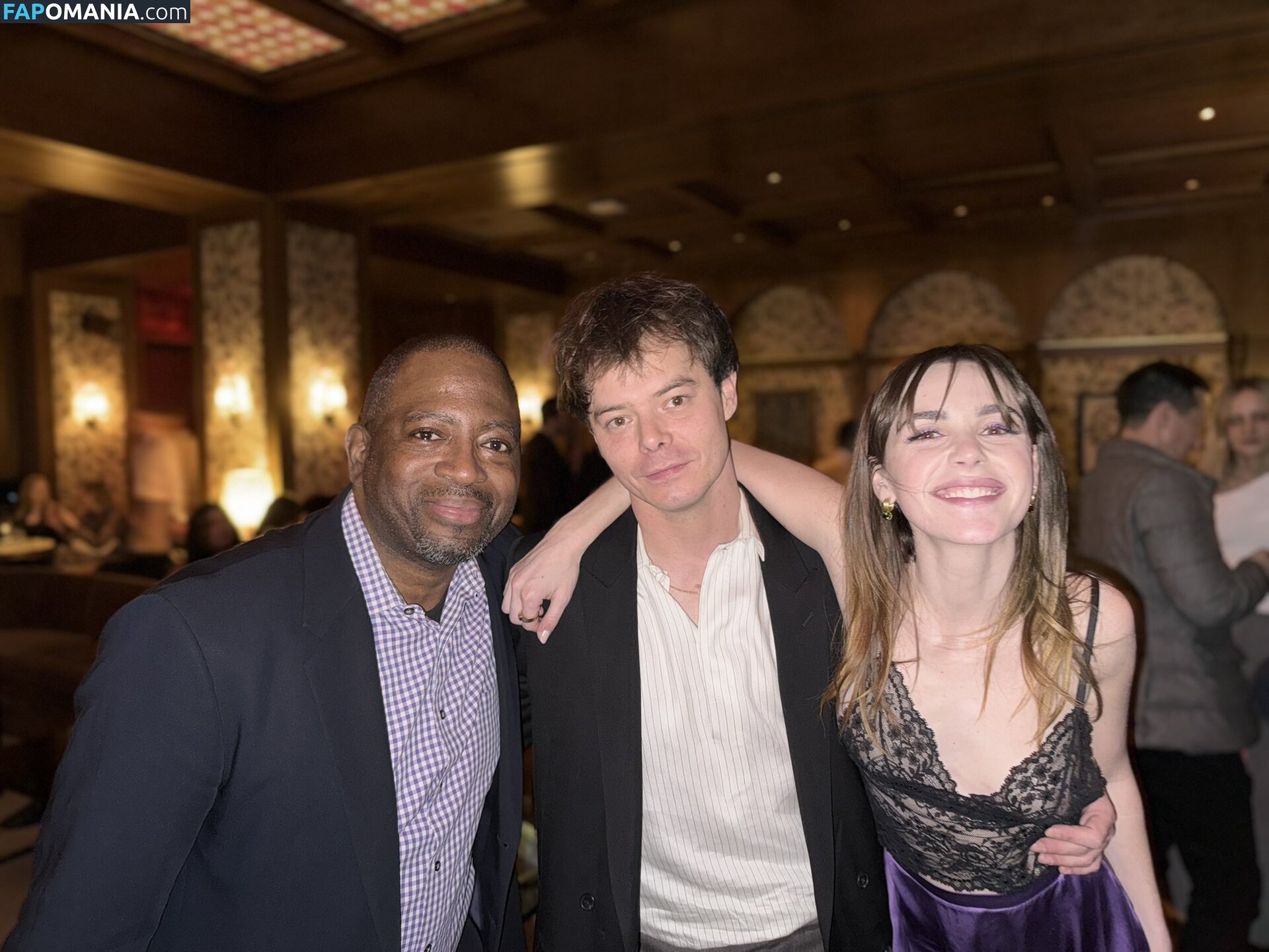 AdventuresSabrina / Kiernan Shipka / kiernanshipka Naken OnlyFans  Läckta Foto #1555