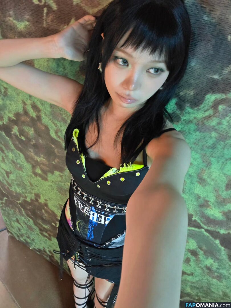 Kim Chaewon / _chaechae_1 / 김채원 Le Sserafim Naken OnlyFans  Läckta Foto #58