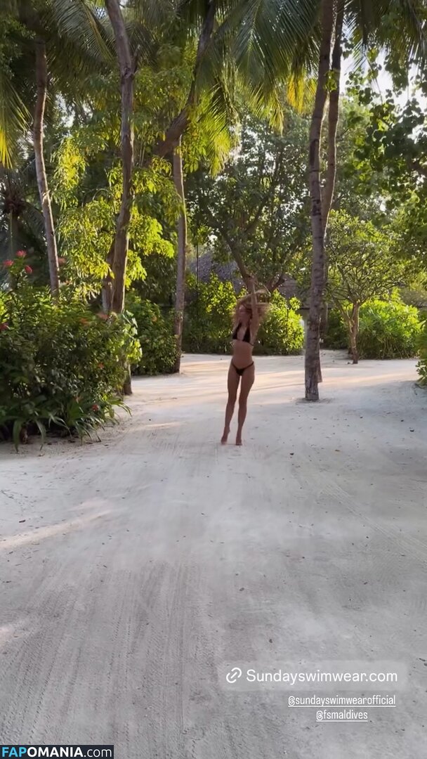 Kimberley Garner / KimberleyLondon / kimberleygarner Naken OnlyFans  Läckta Foto #934