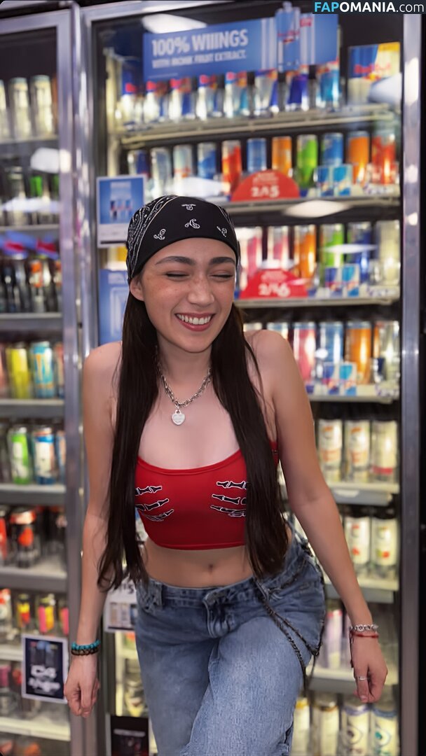 ayowhoischapis / kimbermelendrez Naken OnlyFans  Läckta Foto #17