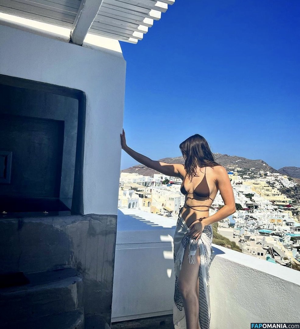 Kira Kosarin / kirakosarin Naken OnlyFans  Läckta Foto #29