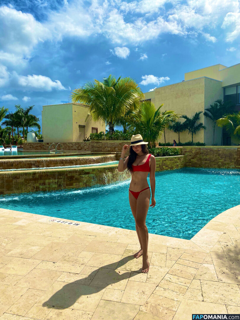 Kira Kosarin / kirakosarin Naken OnlyFans  Läckta Foto #91
