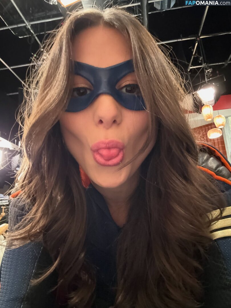 Kira Kosarin / kirakosarin Naken OnlyFans  Läckta Foto #743