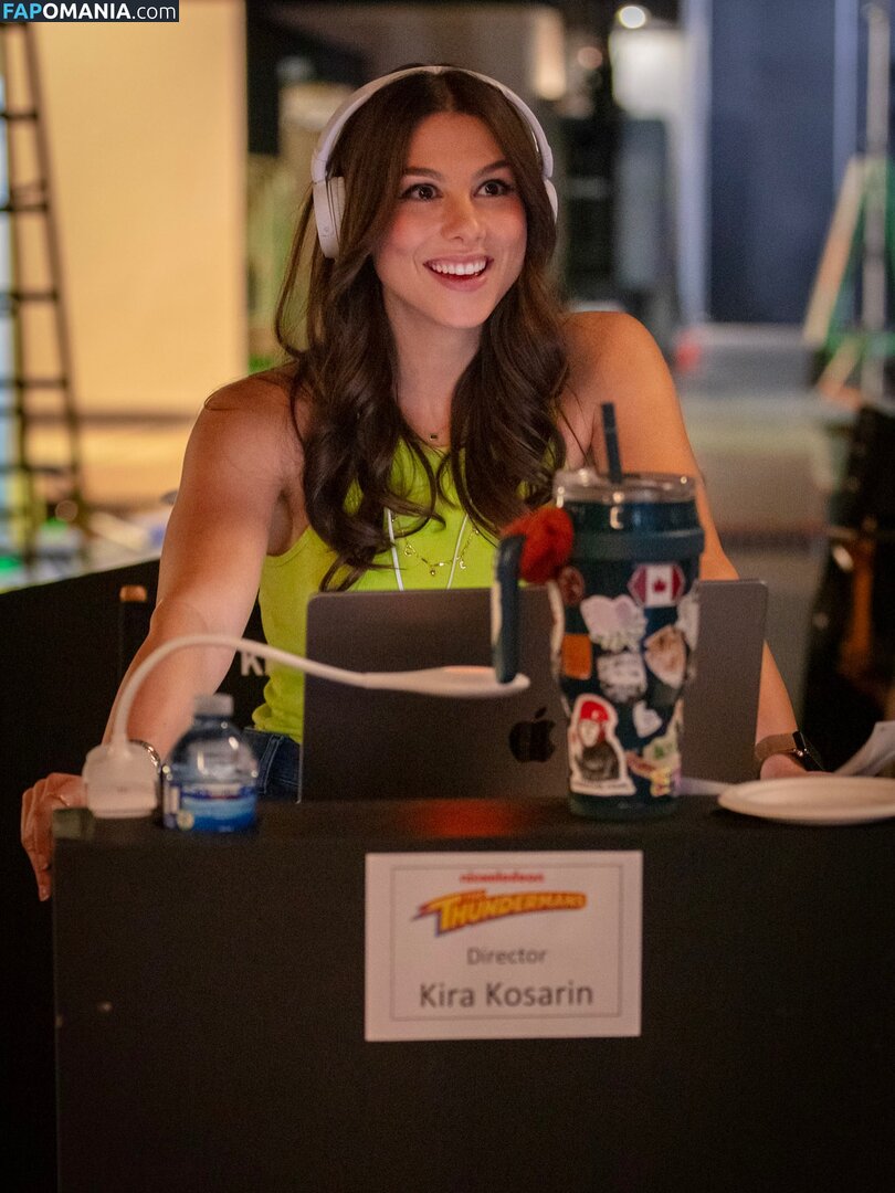 Kira Kosarin / kirakosarin Naken OnlyFans  Läckta Foto #750