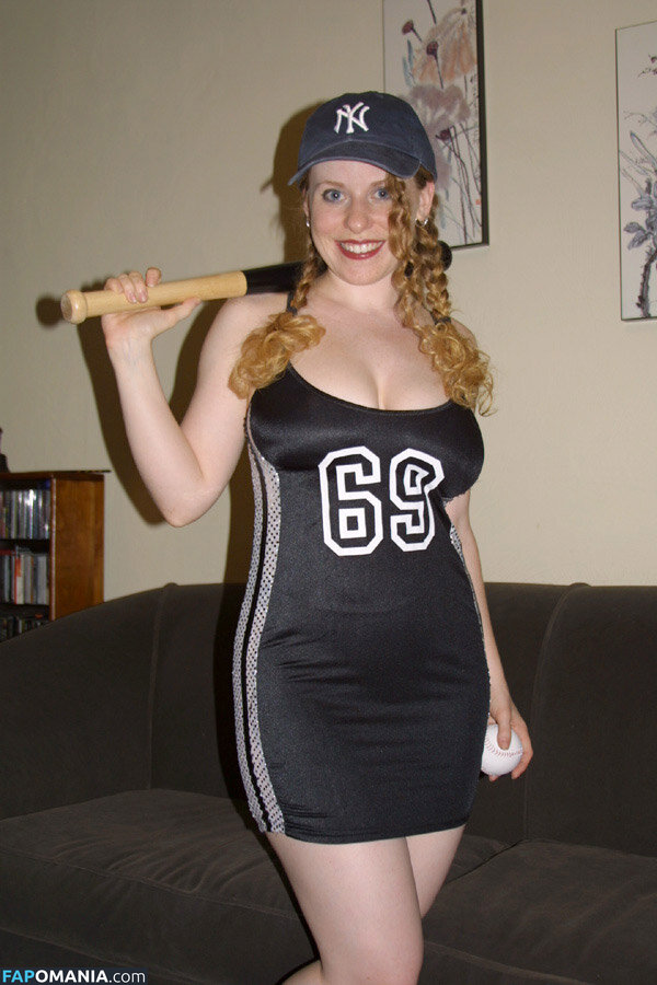 Kira The Little Redhead Naken OnlyFans  Läckta Foto #62