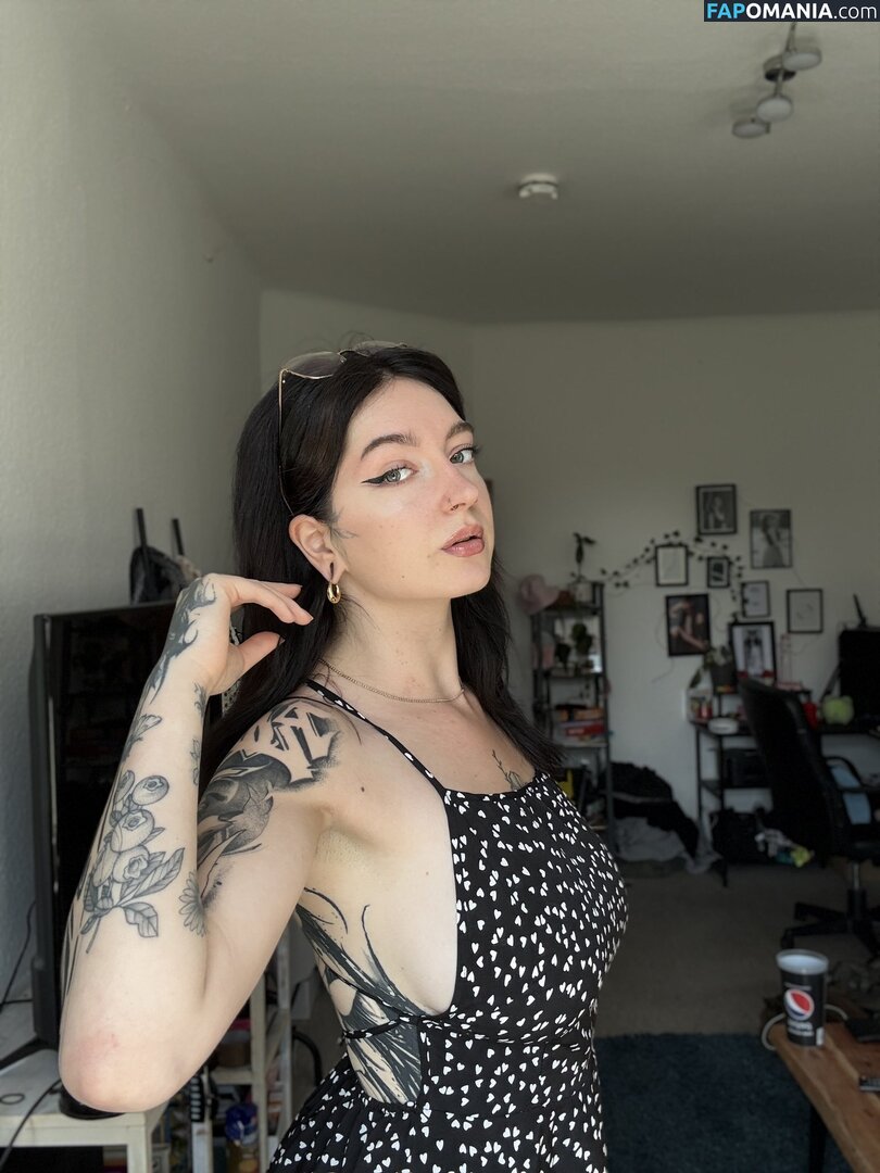 Kiras_note / Namiiii_Swaaaan / kirajulie Naken OnlyFans  Läckta Foto #3