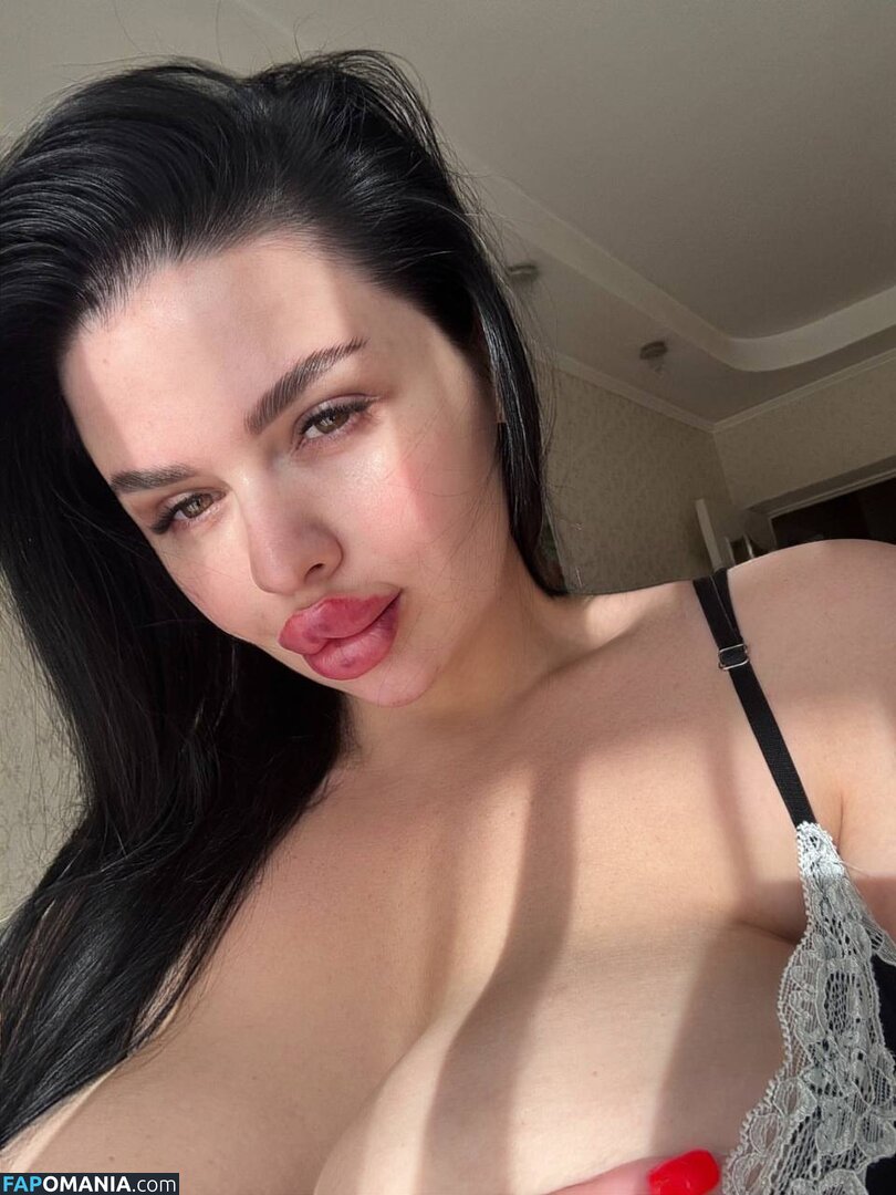 https: / kristina_doru Naken OnlyFans  Läckta Foto #10