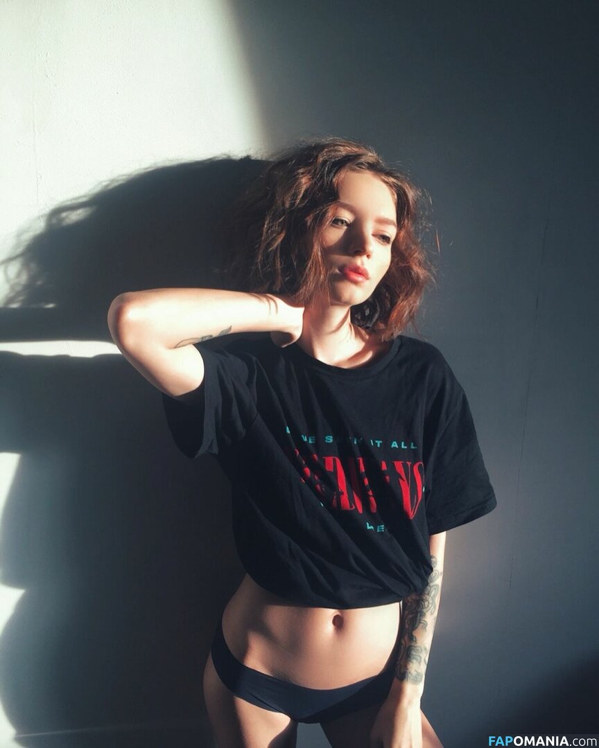 Kriss Drummer / Kristina Rybalchenko / kriss_drummer / user Naken OnlyFans  Läckta Foto #4