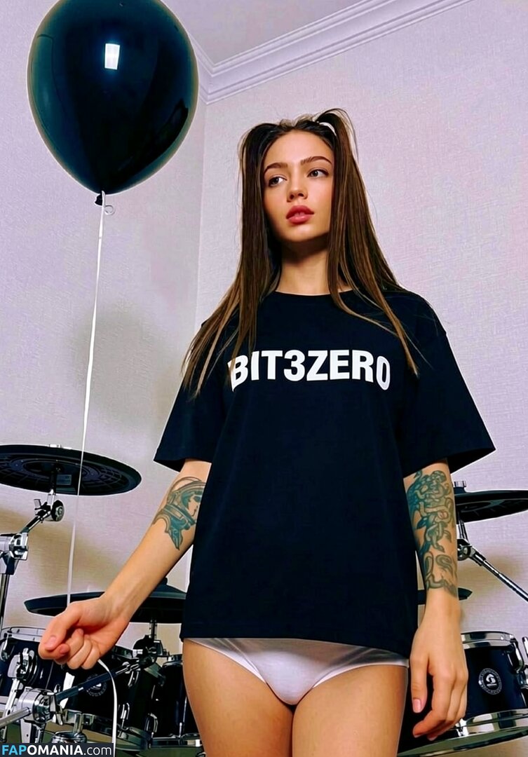 Kriss Drummer / Kristina Rybalchenko / kriss_drummer / user Naken OnlyFans  Läckta Foto #157