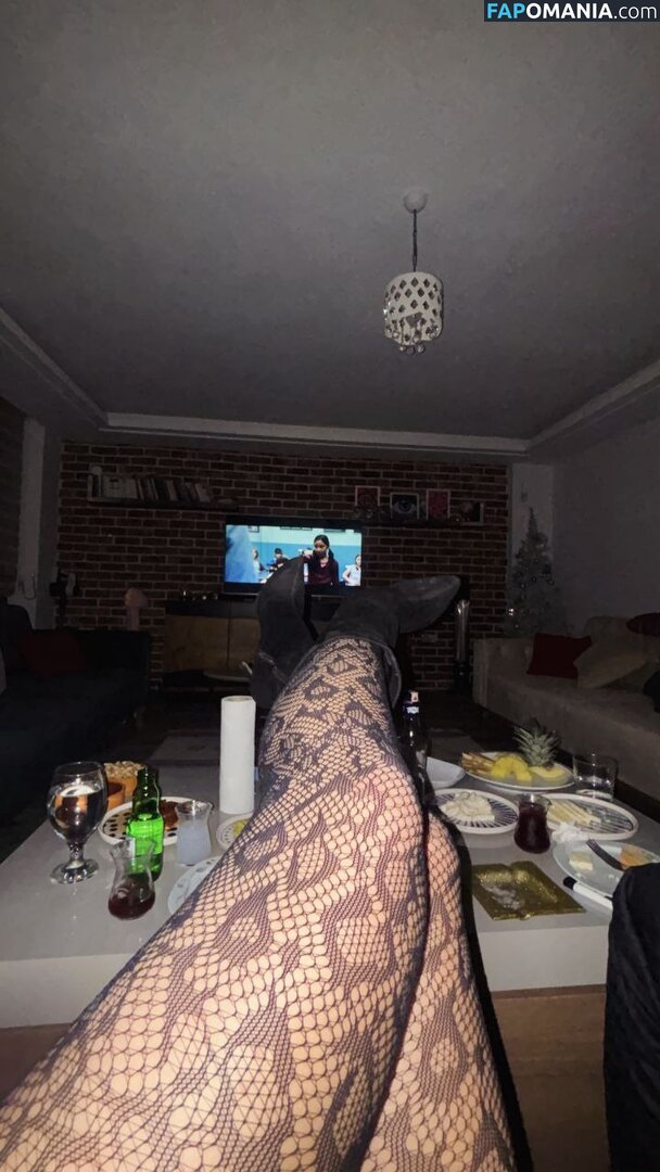 Kubrasaglamm1 / Kübra Saglam Naken OnlyFans  Läckta Foto #1