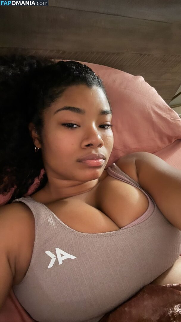 Kyylareneee / kurlykyy / kurrlyyy / kyylarenee Naken OnlyFans  Läckta Foto #10