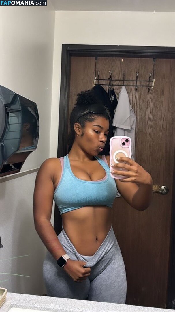 Kyylareneee / kurlykyy / kurrlyyy / kyylarenee Naken OnlyFans  Läckta Foto #14