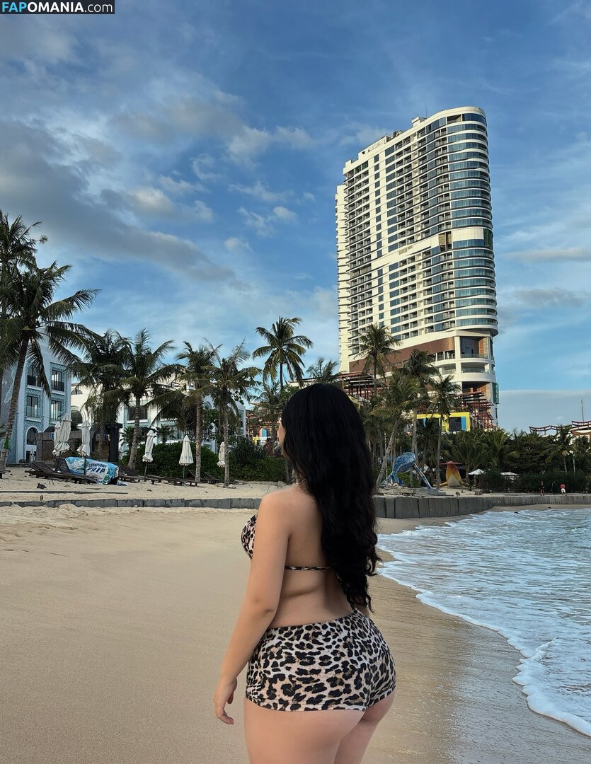 ___kyliekim Naken OnlyFans  Läckta Foto #3