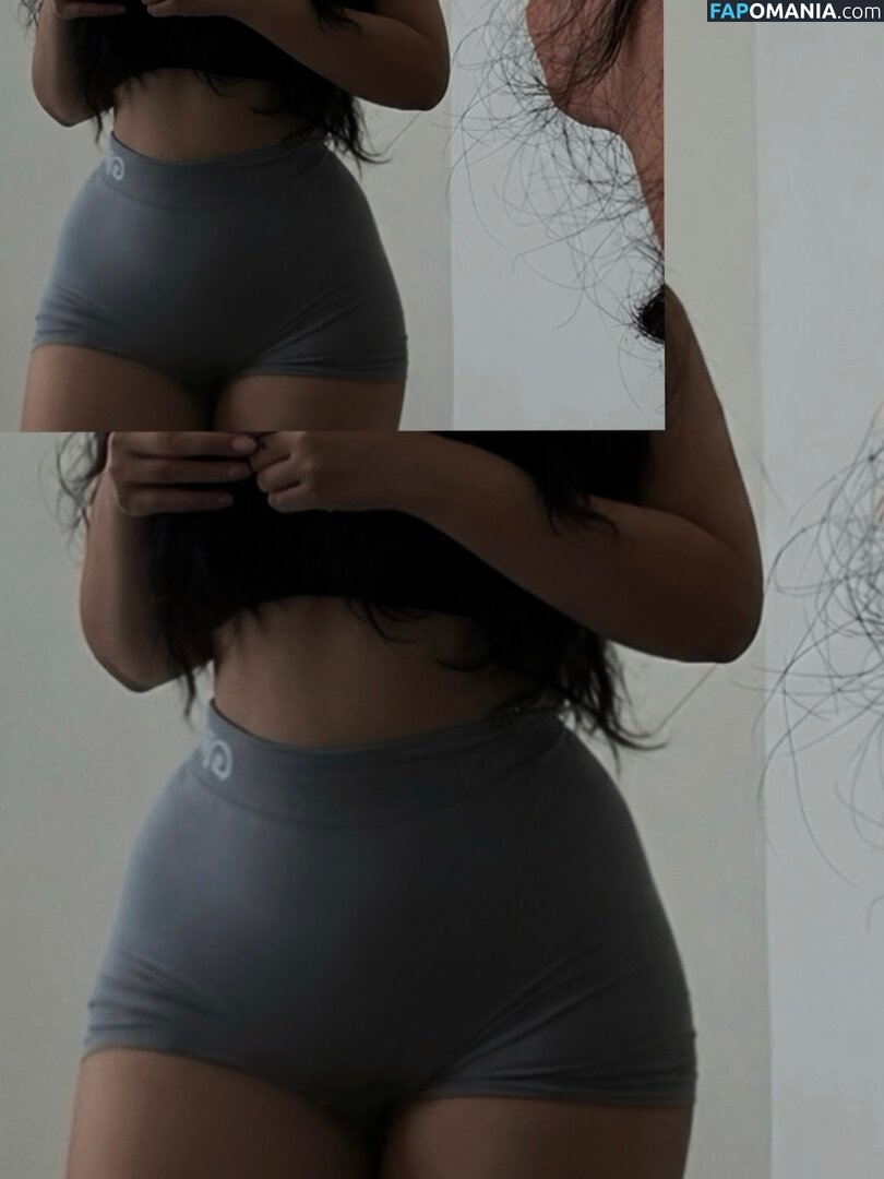 ___kyliekim Naken OnlyFans  Läckta Foto #5