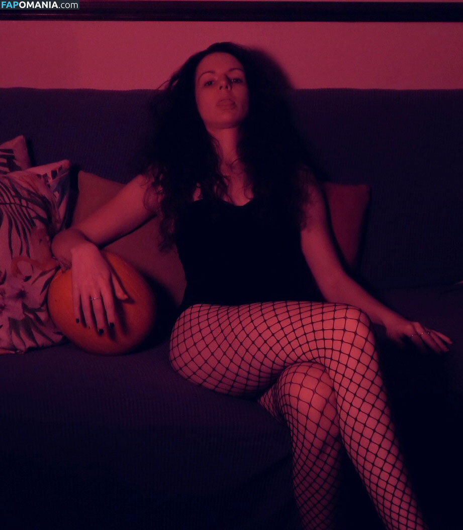 ASMR Attack / Lady ASMR / ladyasmr / sarahchubs Naken OnlyFans  Läckta Foto #15