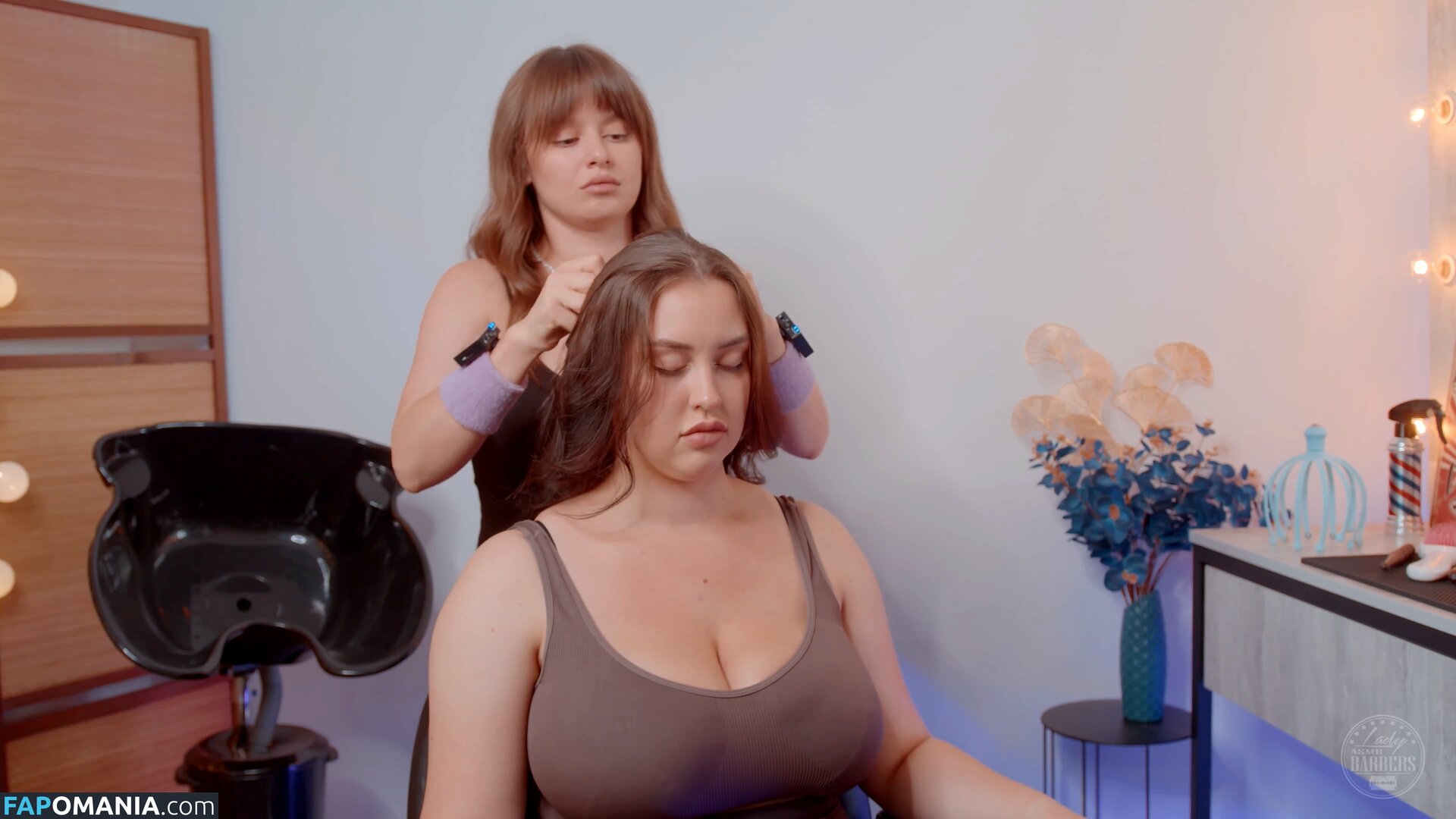 Lady Barbers Asmr / asmrladybarbers Naken OnlyFans  Läckta Foto #2