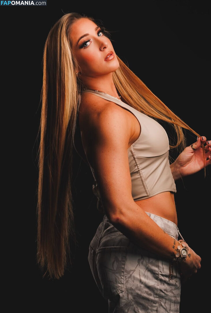 Lainey Reid / https: / lainey_wwe Naken OnlyFans  Läckta Foto #3